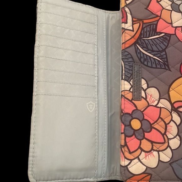 Vera Bradley Tropical Evening Wallet - Picture 7 of 7